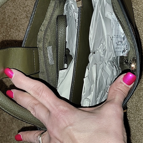 A new day crossbody - Picture 3 of 6